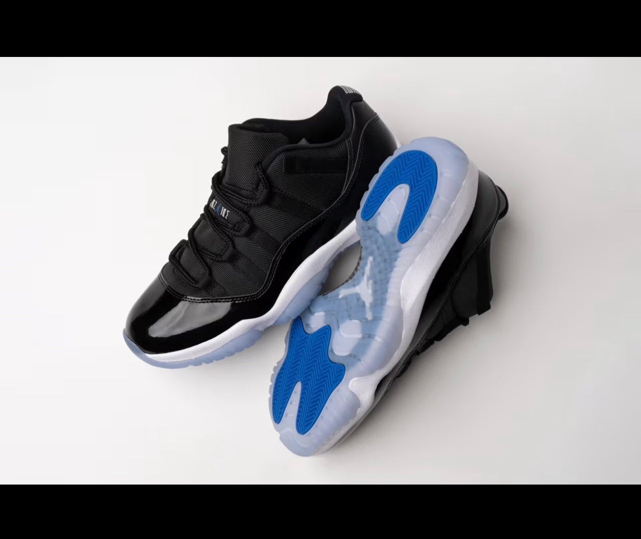 Jordan 11's space jams best sale